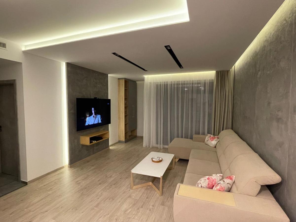 Greenbay Apartment With Free Parking Trenčín エクステリア 写真