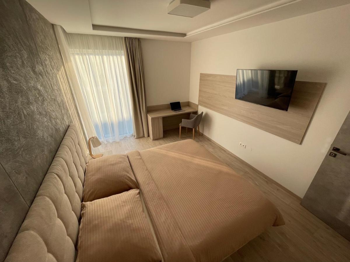 Greenbay Apartment With Free Parking Trenčín エクステリア 写真